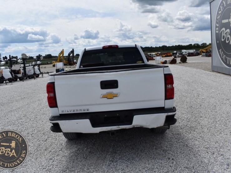 2016-chevrolet-silverado-1500-image-18