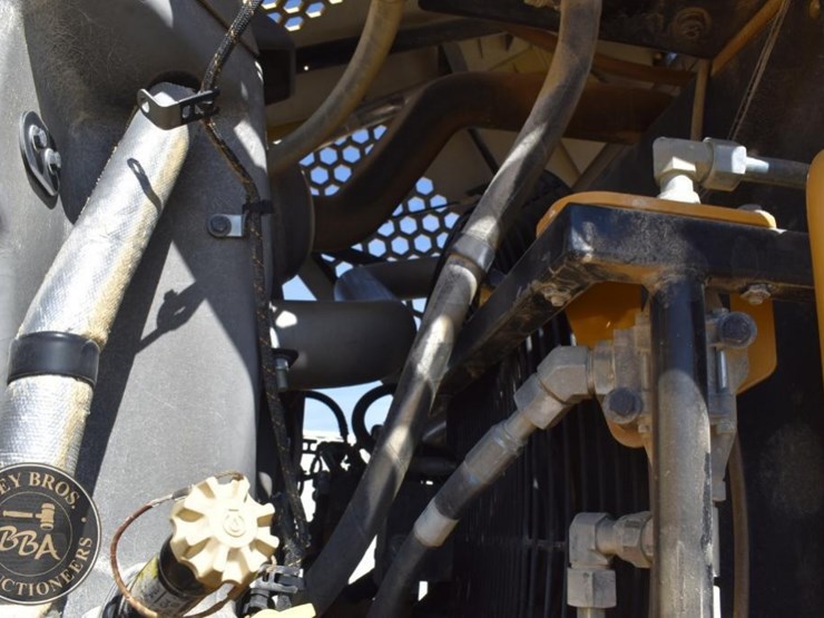 2014-caterpillar-982m-image-86