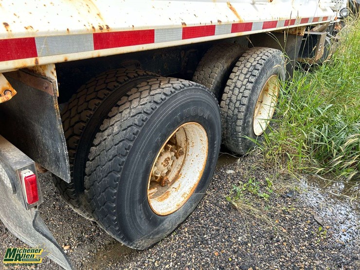 1989-ford-lt9000-image-25