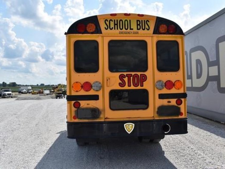 2012-ic-bus-ce-image-11
