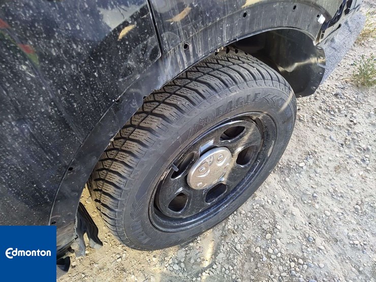 2018-ford-explorer-image-22