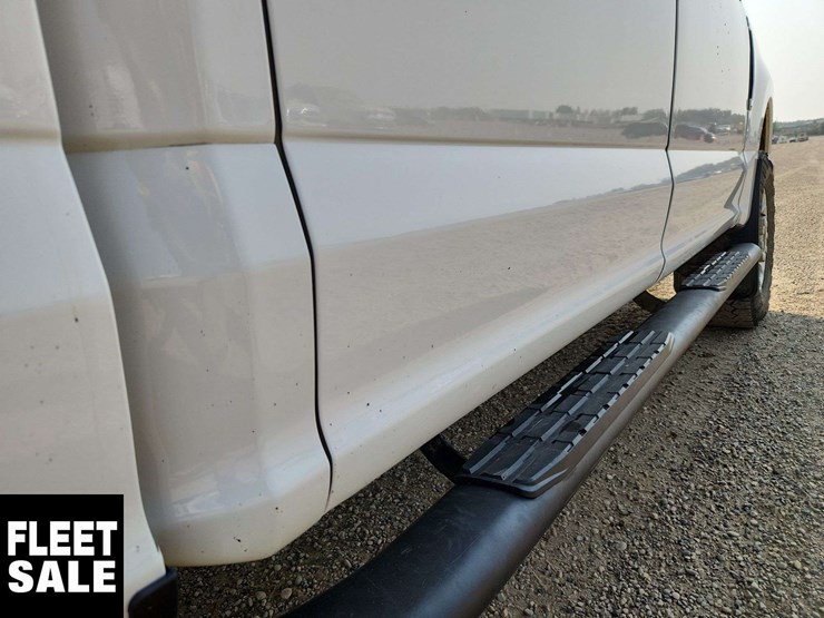 2021-ford-f250-image-27