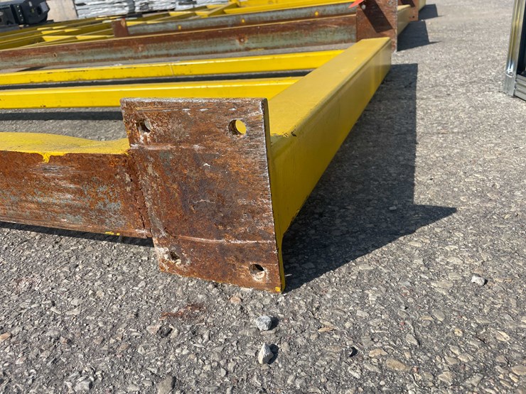 #3012-•-heavy-duty-safety-guardrail-(cont)-image-2