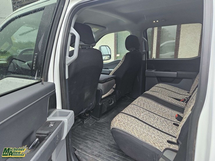 2021-ford-f150-image-16