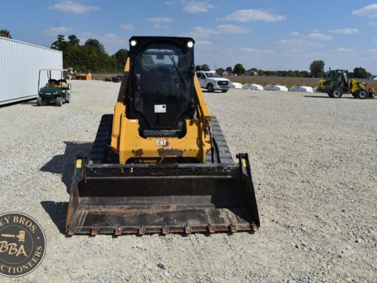 2022-caterpillar-299d3-image-10