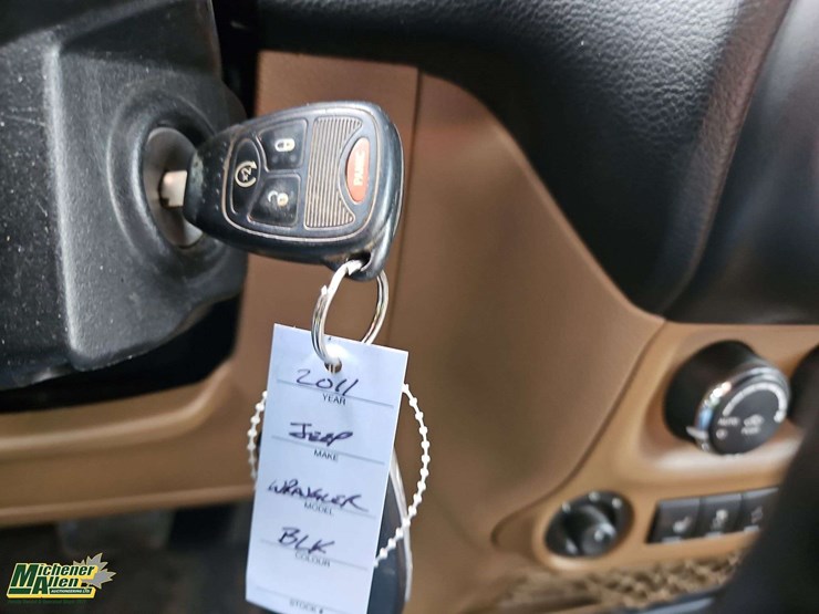 2011-jeep-wrangler-image-12