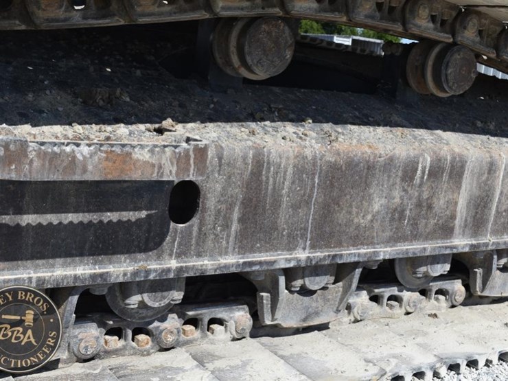2023-komatsu-pc360-lc-11-image-35