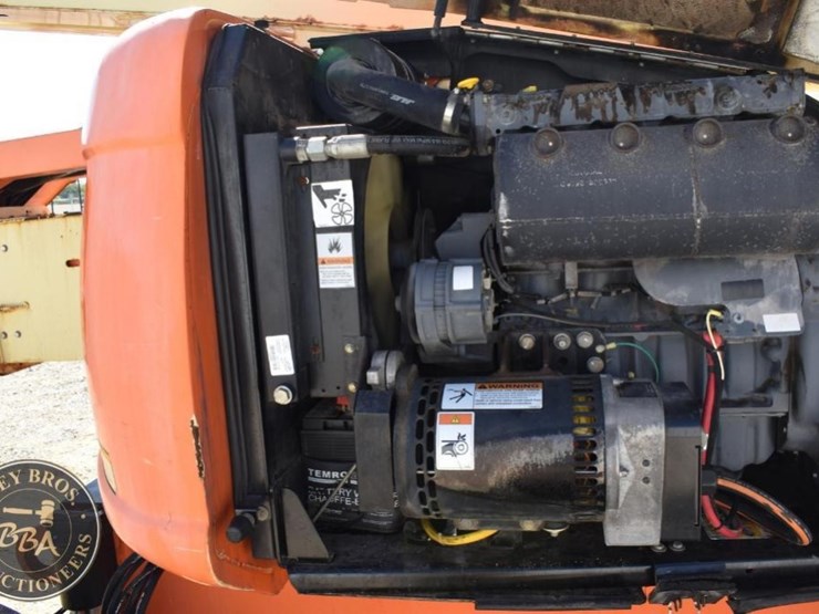 2013-jlg-600aj-image-26