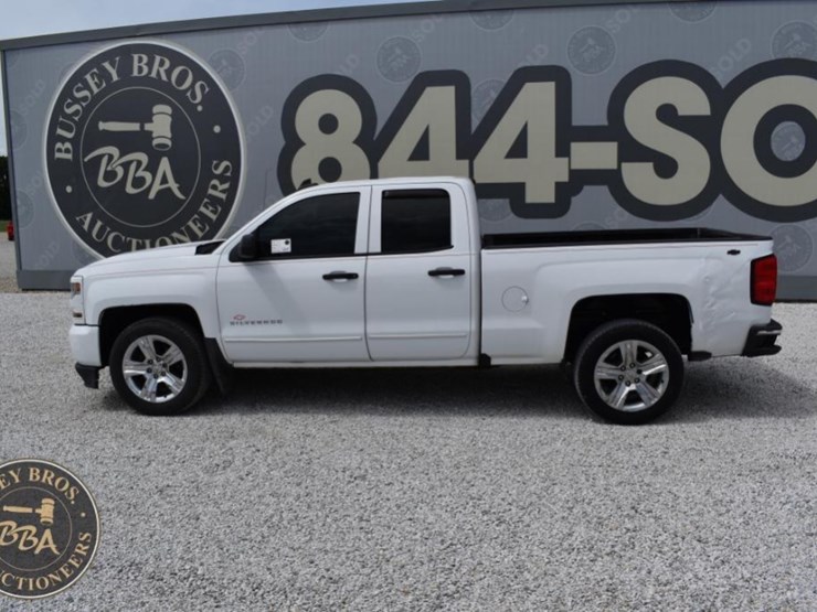 2016-chevrolet-silverado-1500-image-6