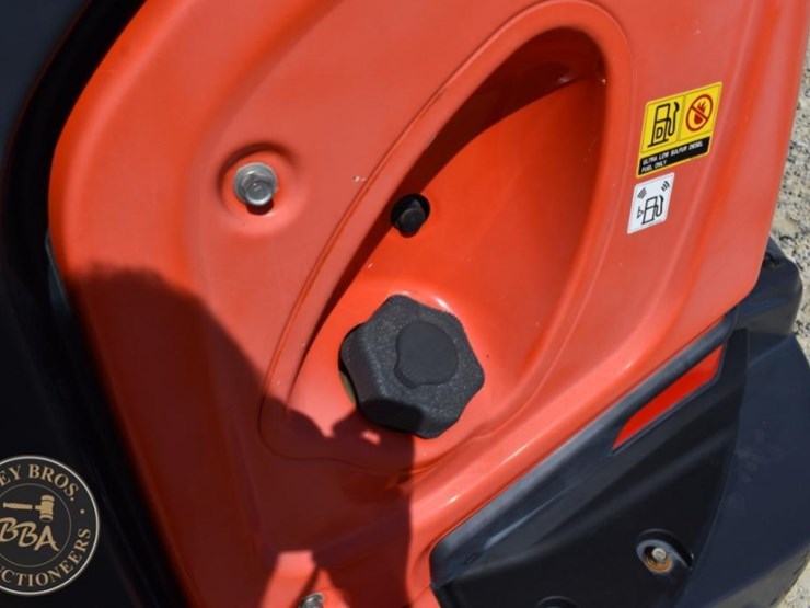 2017-kubota-kx057-4-image-27