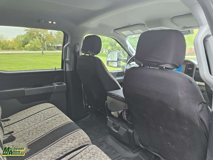 2021-ford-f150-image-18