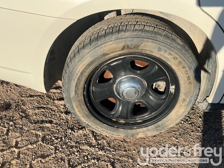 2008-dodge-charger-image-11