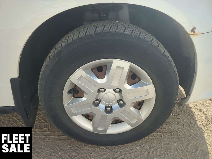 2012-dodge-grand-caravan-se-image-31