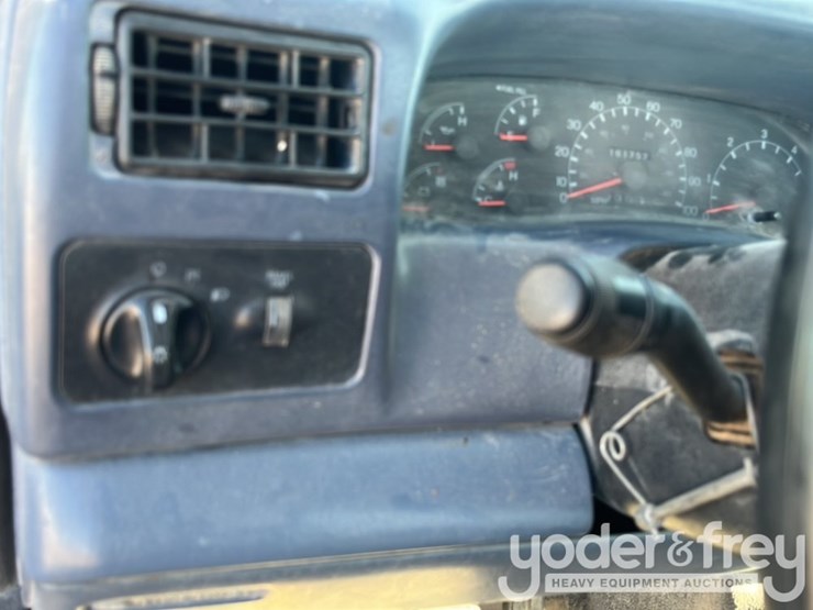 1999-ford-f250-image-17