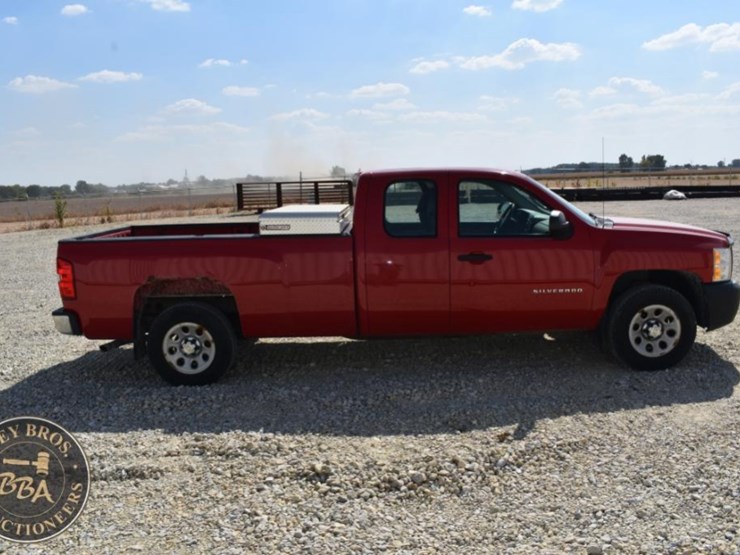 2013-chevrolet-silverado-1500-image-6