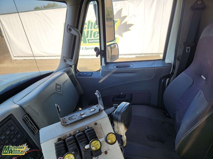 2012-international-workstar-7600-image-33