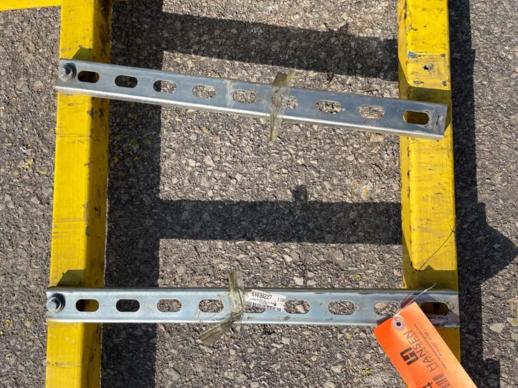 #3014-•-heavy-duty-safety-guardrail-(cont)-image-7
