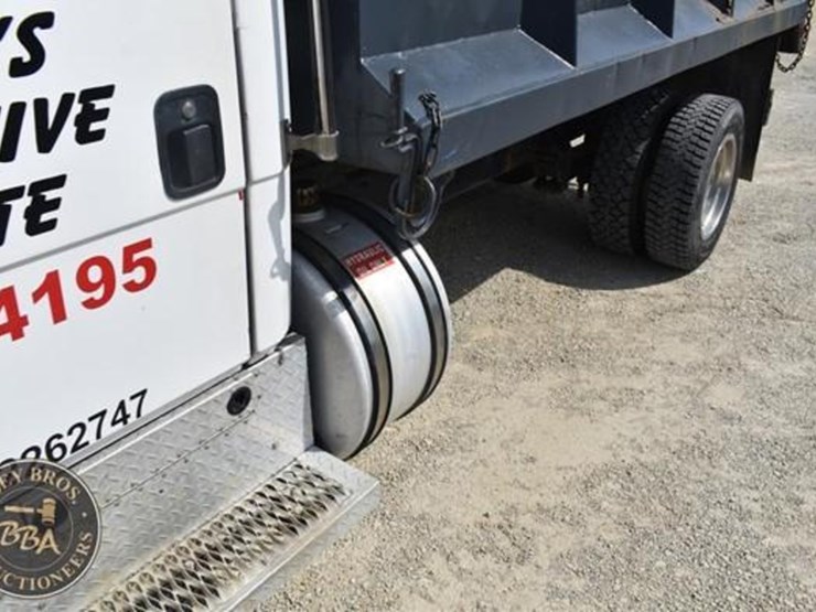 1999-freightliner-fl60-image-21
