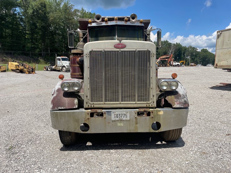 #146-•-inoperable-1974-3509-peterbilt-dump-truck-image-2