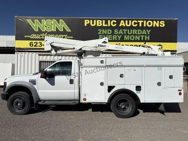2008-ford-f550-image-1