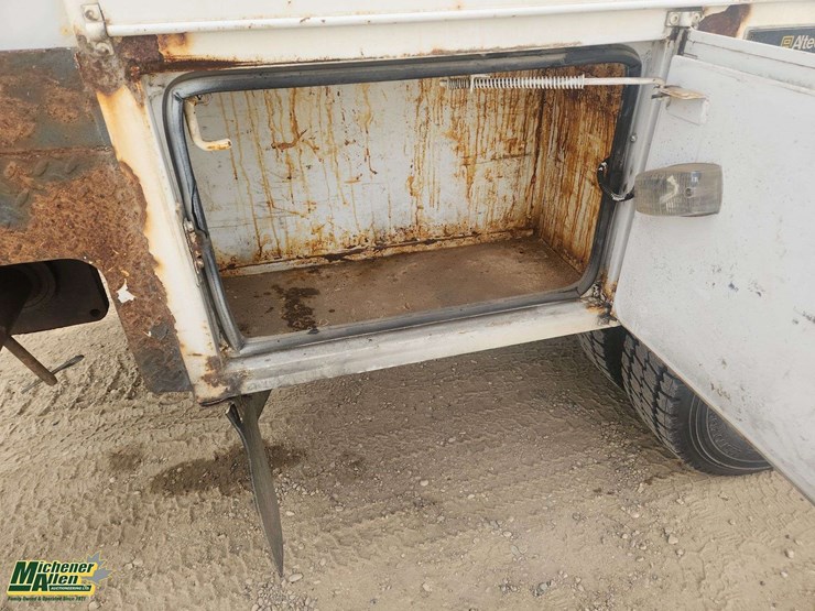 2008-ford-f550-image-24