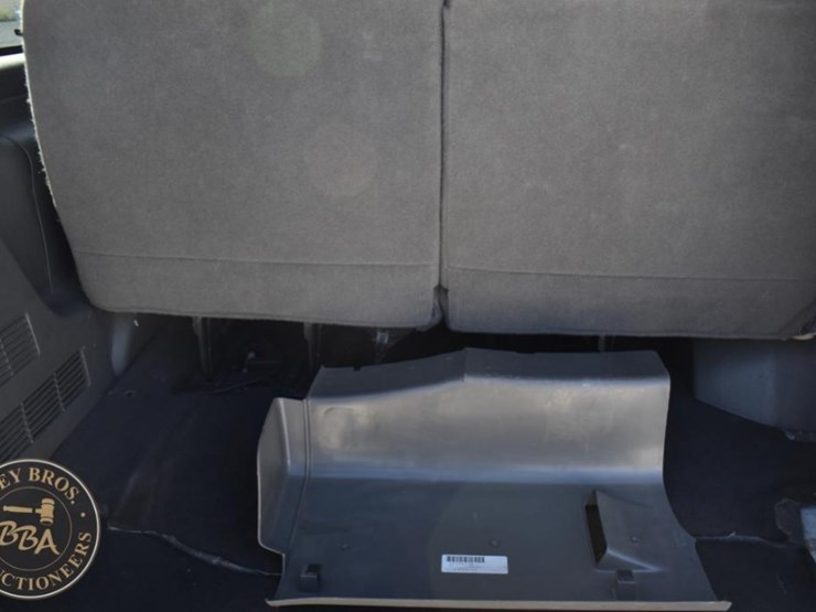 2019-chevrolet-express-2500-image-20