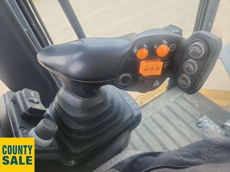 2019-deere-872g-image-38