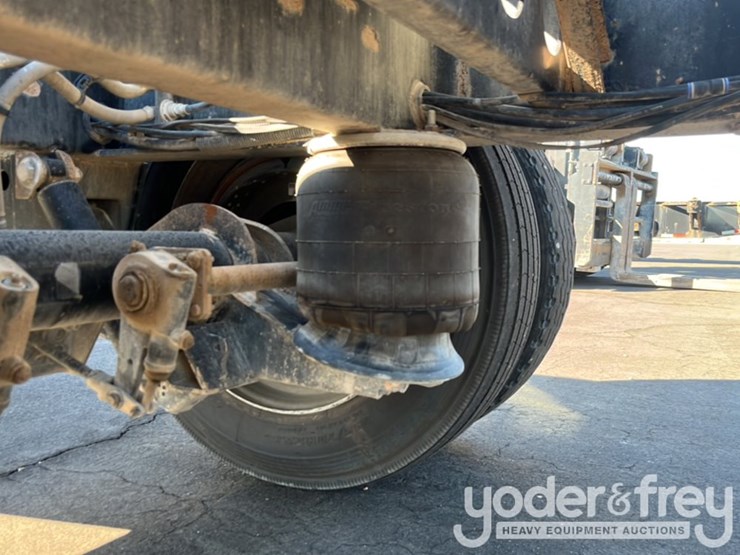 2017-sfs-spread-axle-chassis-trailer,-65,000lb-gvwr-image-14