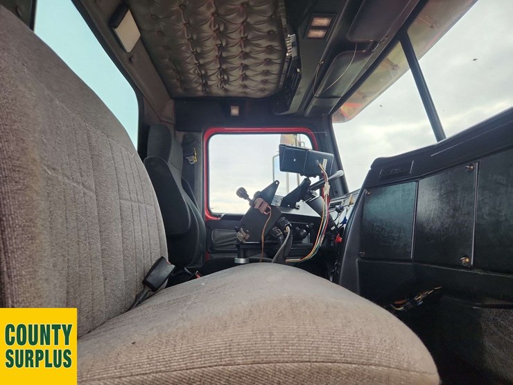 2011-western-star-4900-image-31