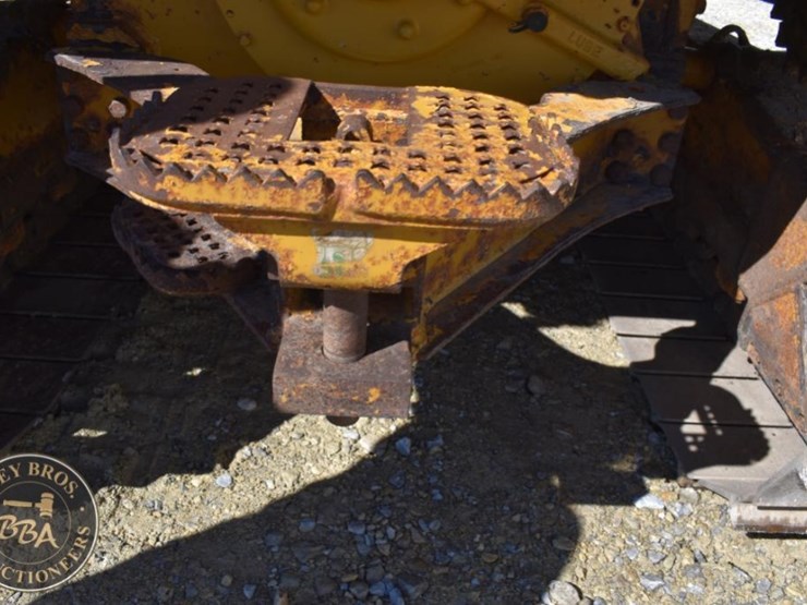 2020-caterpillar-d6n-lgp-image-66