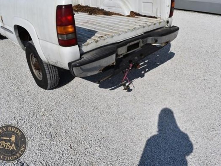 2002-gmc-sierra-2500hd-image-28