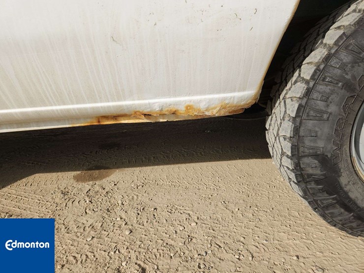 2012-ford-cargo-image-36