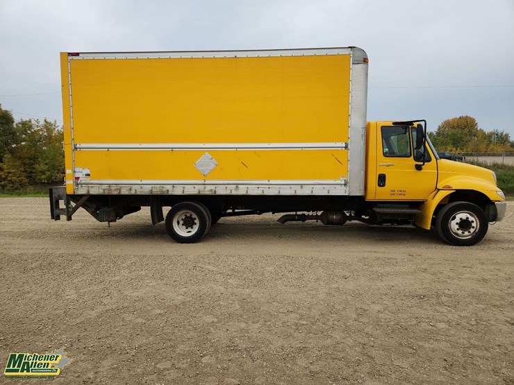 2013-international-durastar-4300-image-8