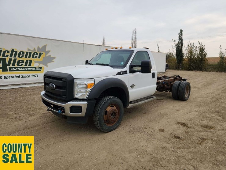 2013-ford-f550-image-1