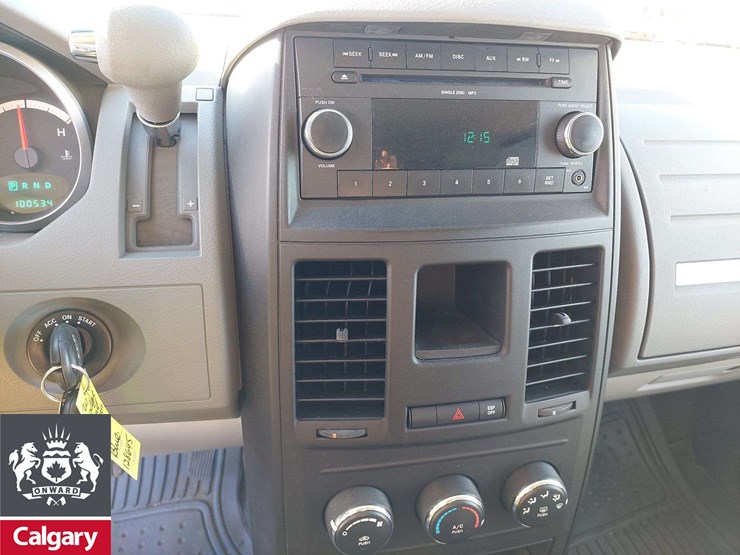 2010-dodge-grand-caravan-se-image-9