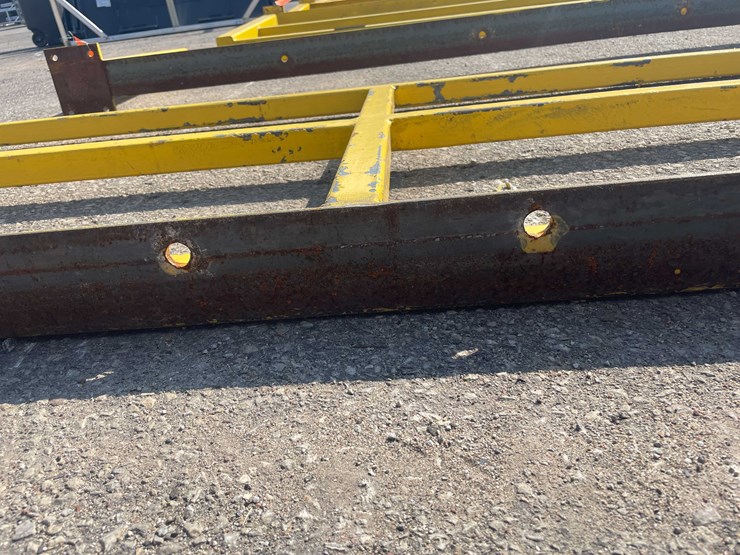 #3008-•-heavy-duty-safety-guardrail-(cont)-image-3