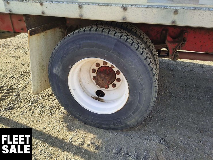2008-international-durastar-4300-image-23