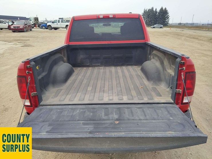 2012-ram-tradesman-image-26