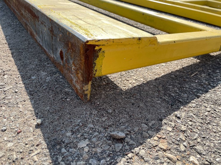 #3015-•-heavy-duty-safety-guardrail-(cont)-image-2