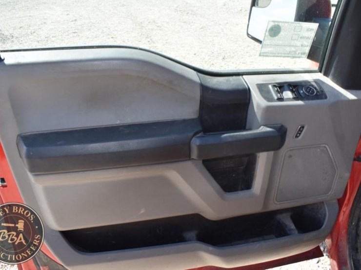 2018-ford-f150-image-17