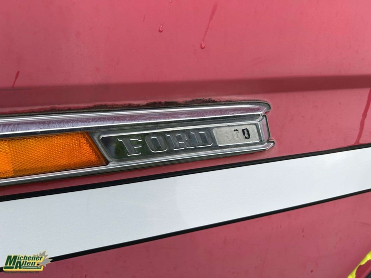 1980-ford-c800-image-15