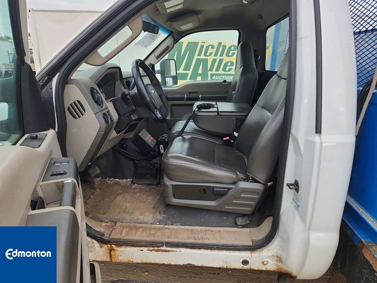 2009-ford-f350-image-21