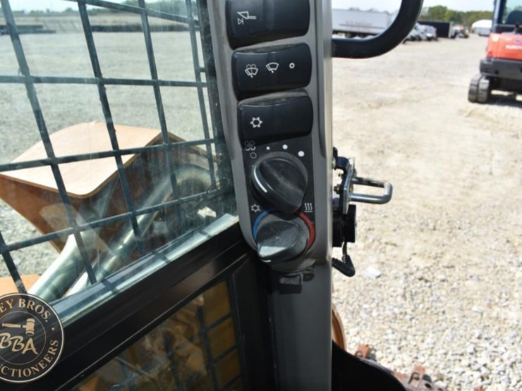 2021-case-tv370b-image-13