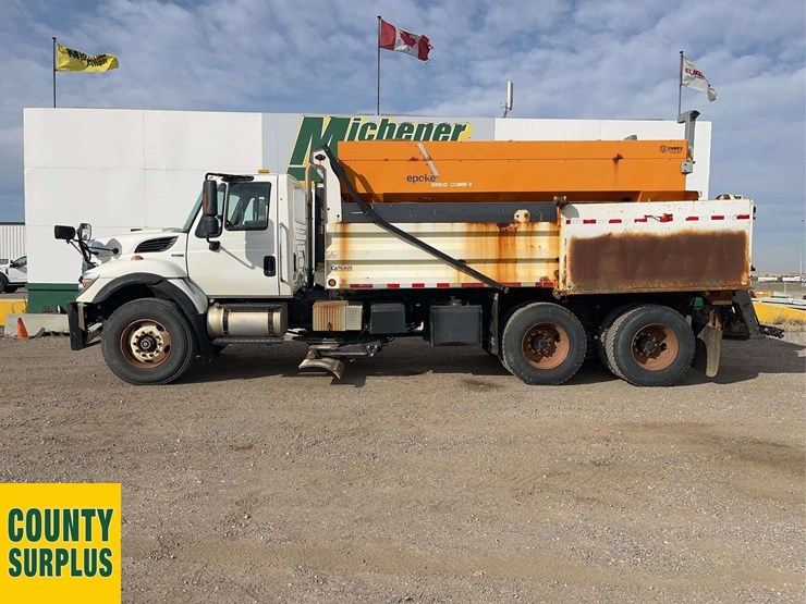 2011-international-workstar-7500-image-2