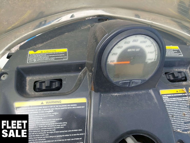 2014-caterpillar-570-image-9