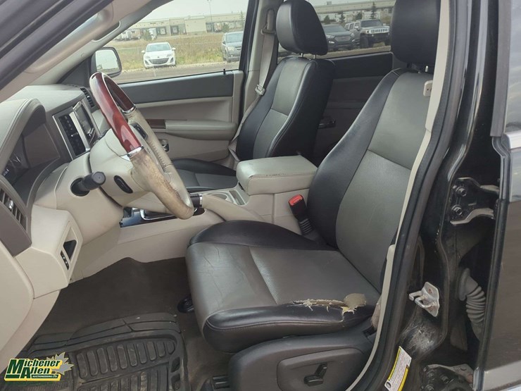 2008-jeep-grand-cherokee-image-15