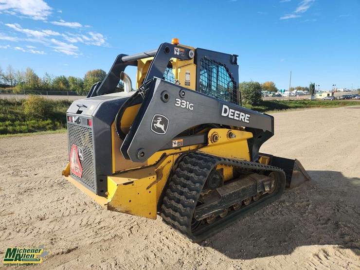 deere-331g-image-4