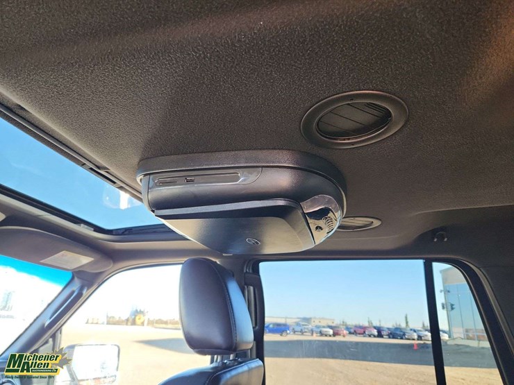 2013-ford-expedition-image-19