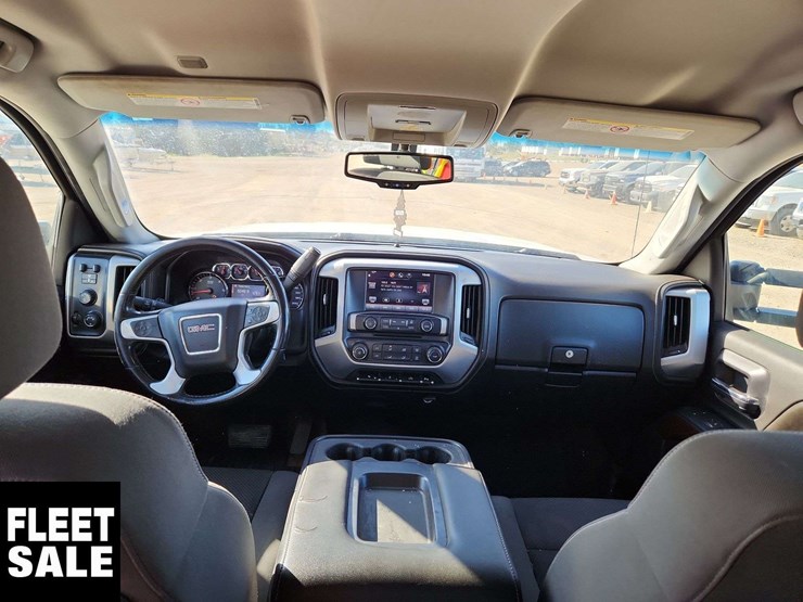 2015-gmc-sierra-2500hd-image-10
