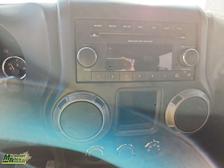 2015-jeep-wrangler-image-9